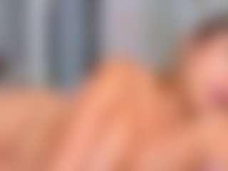 Elianabortt's Live Sex Cam Show