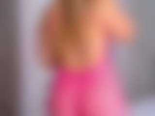 Elianabortt's Live Sex Cam Show