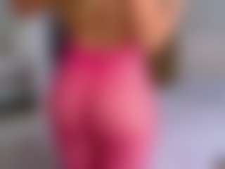 Elianabortt's Live Sex Cam Show