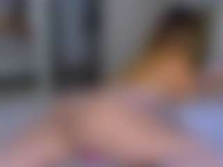 Elianabortt's Live Sex Cam Show