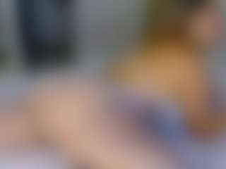 Elianabortt's Live Sex Cam Show