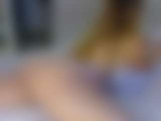 Elianabortt's Live Sex Cam Show