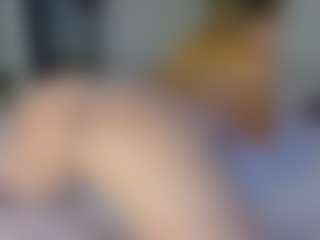 Elianabortt's Live Sex Cam Show