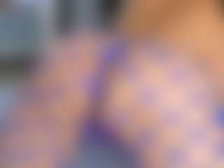 Elianabortt's Live Sex Cam Show