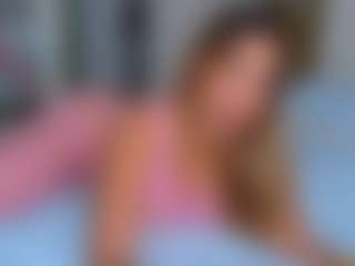 Elianabortt's Live Sex Cam Show