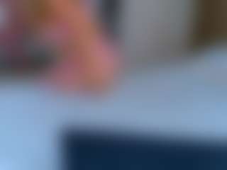Elianabortt's Live Sex Cam Show