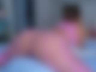 Elianabortt's Live Sex Cam Show