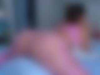 Elianabortt's Live Sex Cam Show