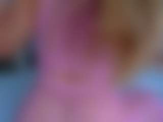 Elianabortt's Live Sex Cam Show