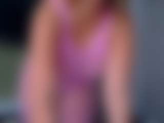 Elianabortt's Live Sex Cam Show