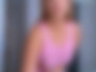 Elianabortt's Live Sex Cam Show