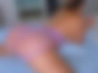 Elianabortt's Live Sex Cam Show