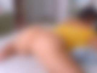 Elianabortt's Live Sex Cam Show