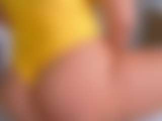 Elianabortt's Live Sex Cam Show