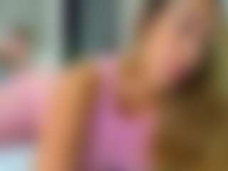 Elianabortt's Live Sex Cam Show