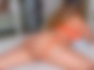 Elianabortt's Live Sex Cam Show
