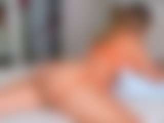 Elianabortt's Live Sex Cam Show