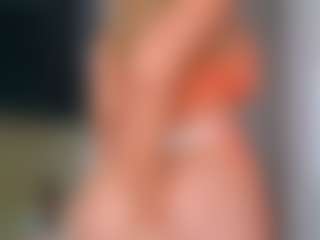 Elianabortt's Live Sex Cam Show