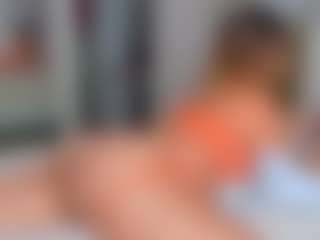 Elianabortt's Live Sex Cam Show