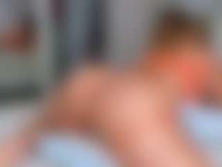 Elianabortt's Live Sex Cam Show