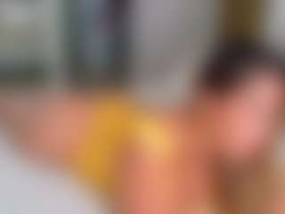 Elianabortt's Live Sex Cam Show