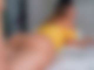 Elianabortt's Live Sex Cam Show