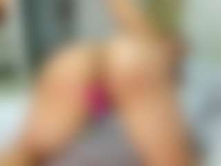 Elianabortt's Live Sex Cam Show