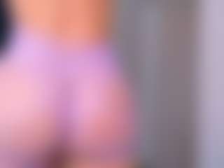 Elianabortt's Live Sex Cam Show