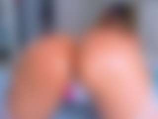 Elianabortt's Live Sex Cam Show