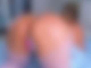 Elianabortt's Live Sex Cam Show