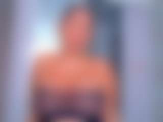 Elianabortt's Live Sex Cam Show