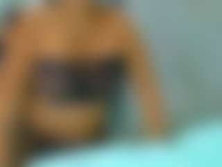 Elianabortt's Live Sex Cam Show