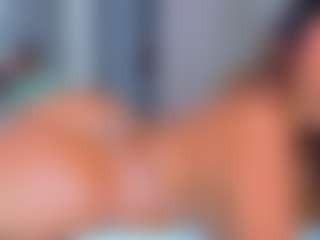 Elianabortt's Live Sex Cam Show