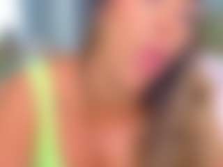 Elianabortt's Live Sex Cam Show