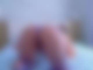 Elianabortt's Live Sex Cam Show