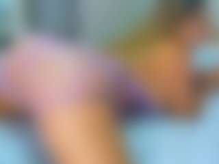 Elianabortt's Live Sex Cam Show