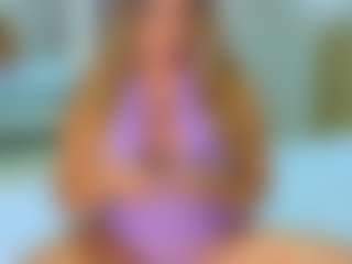 Elianabortt's Live Sex Cam Show