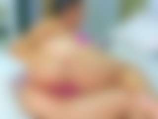 Elianabortt's Live Sex Cam Show