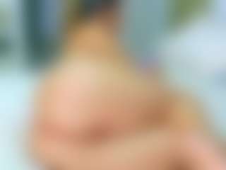 Elianabortt's Live Sex Cam Show