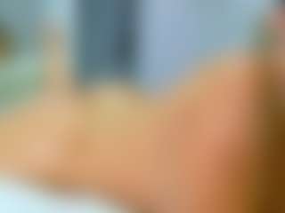 Elianabortt's Live Sex Cam Show