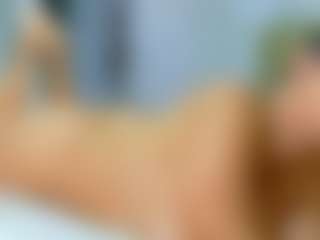 Elianabortt's Live Sex Cam Show