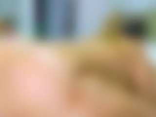 Elianabortt's Live Sex Cam Show