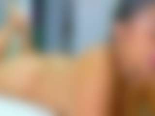 Elianabortt's Live Sex Cam Show