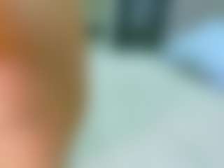 Live cam show with Elianabortt - Foot Fetish Latina on Cam Slut | colombia