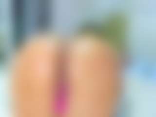Elianabortt's Live Sex Cam Show