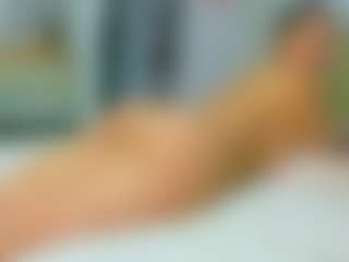 Elianabortt's Live Sex Cam Show