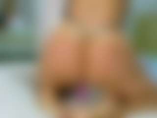 Elianabortt's Live Sex Cam Show