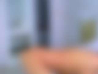 Elianabortt's Live Sex Cam Show