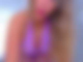 Elianabortt's Live Sex Cam Show