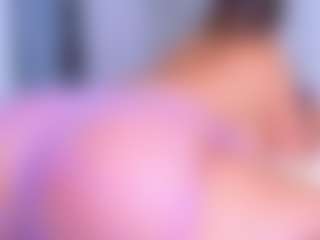 Elianabortt's Live Sex Cam Show